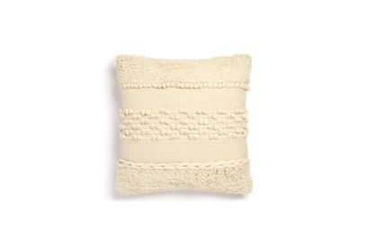 Primark-Home_Chindi-Tufted-Cushion,-€10