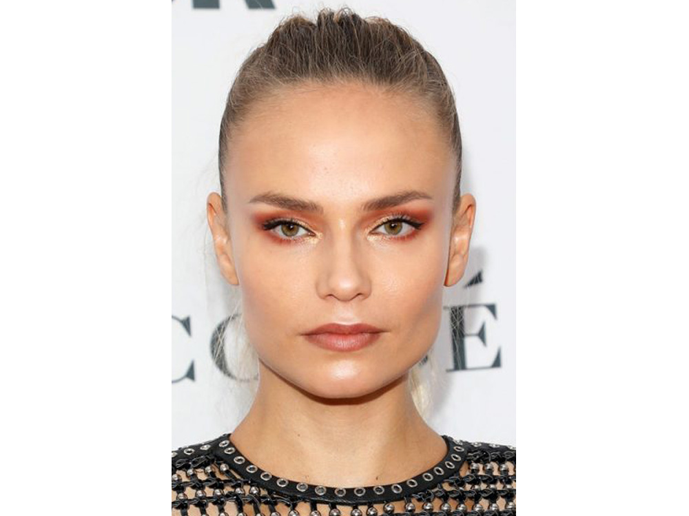 natasha-poly-beauty-look-10-800×599