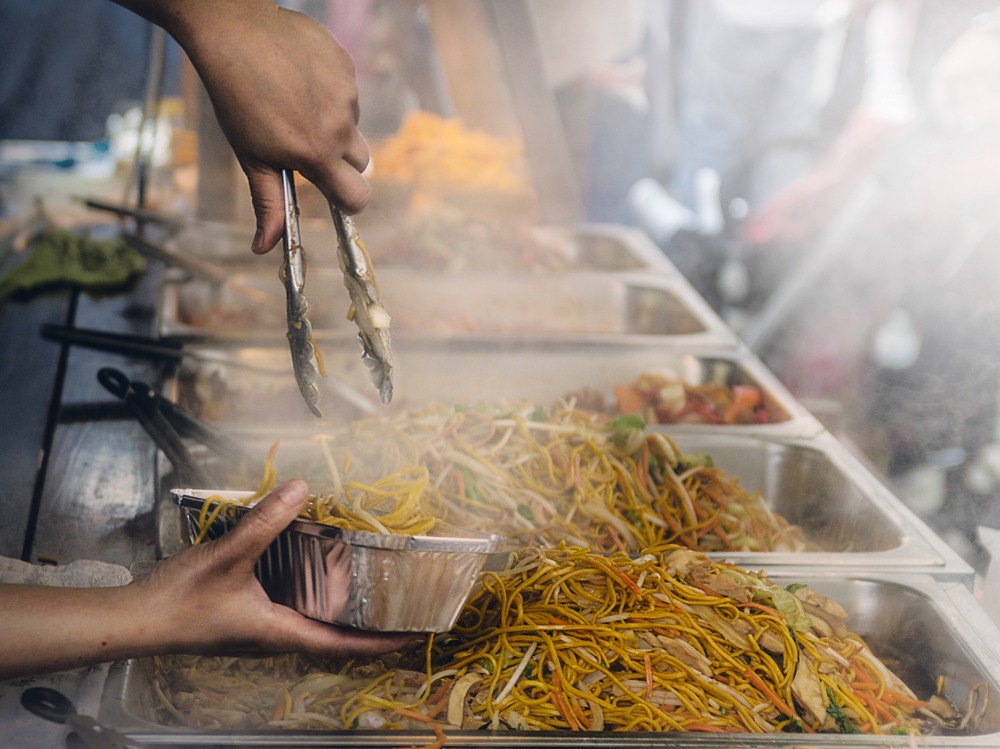 04-ramen-noodle-street-food