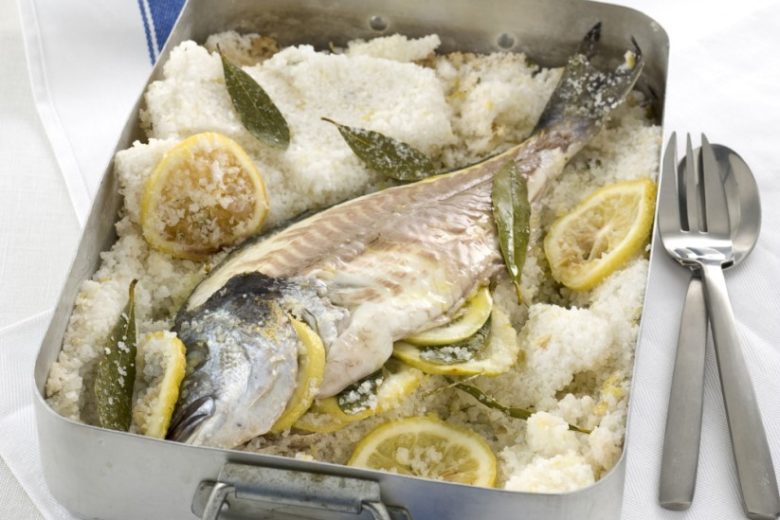 Orata in crosta di sale grosso