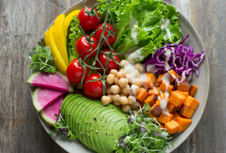 5 super cibi che saziano con poche calorie