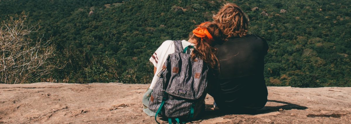 coppia turisti viaggiatori