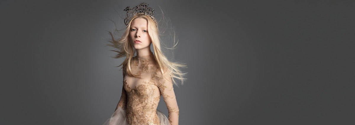 COVER-sposa-vera-wang-ai-2019-DESKTOP