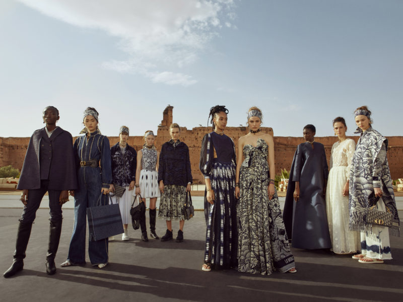mobile_sfilata_DIOR_CRUISE 2020_GROUPSHOT_┬®Nadine Ijewere for Dior