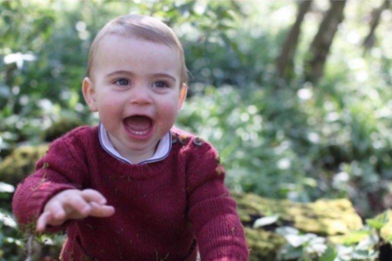 Buon compleanno principe Louis! Ecco le foto ufficiali rilasciate da Kensington Palace