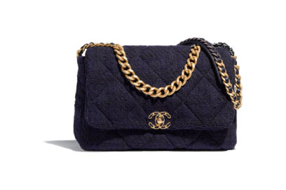 05_AS1162-B01624-MH059–The-CHANEL-19-bag-in-navy-blue-and-black-tweed_HD