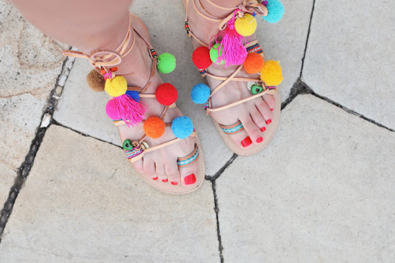 Smalti e sandali: ecco come abbinarli quest’estate