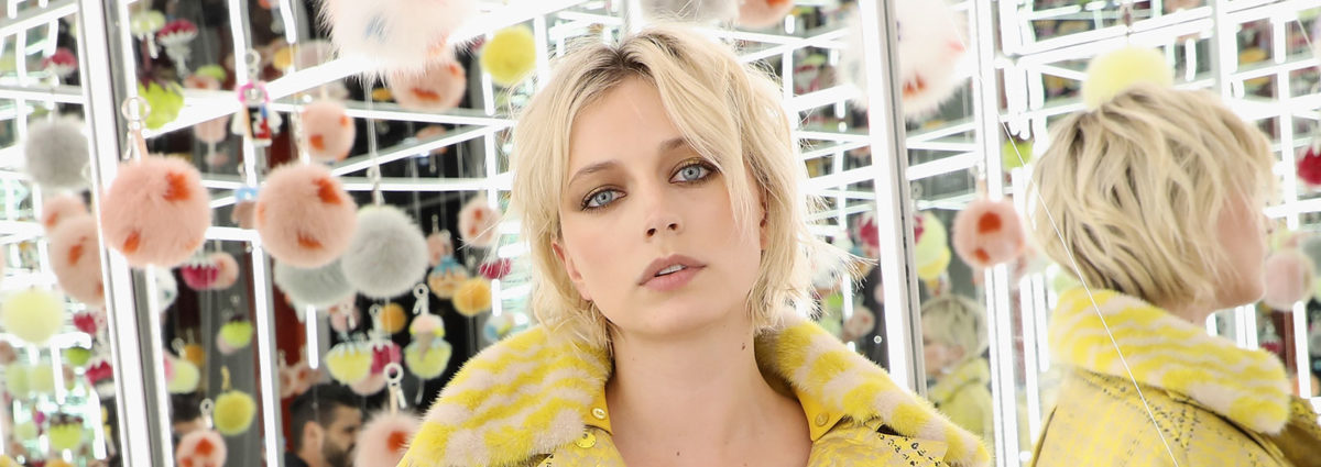 caroline-vreeland-desktop