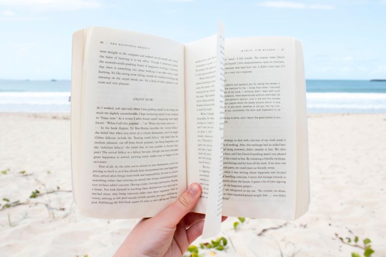 Thriller, gialli e romanzi: 10 libri da leggere quest’estate
