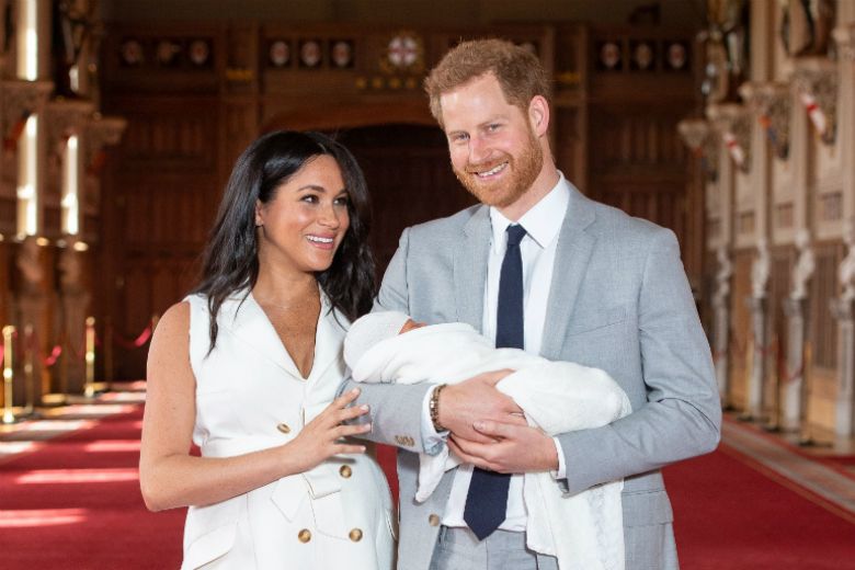 Ci sono le prime foto di Baby Sussex, il bambino di Harry e Meghan
