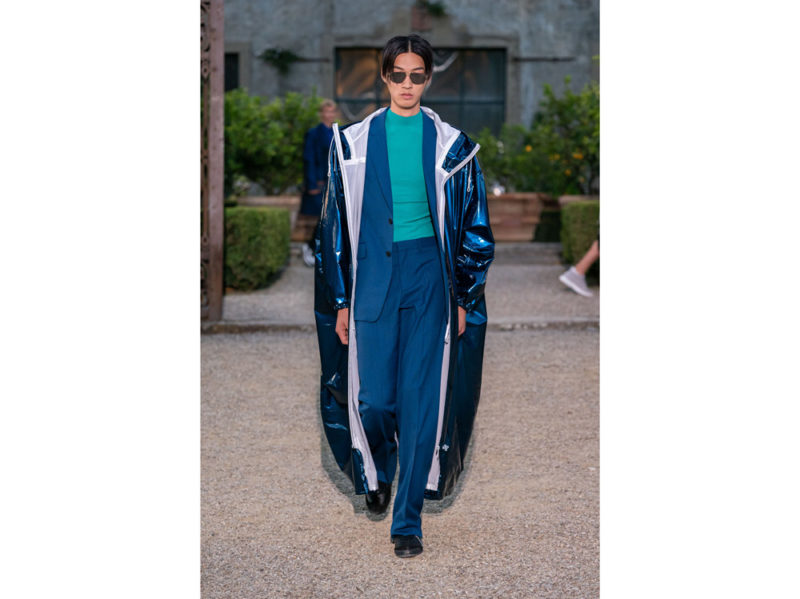 GIVENCHY-Guest-Designer—009