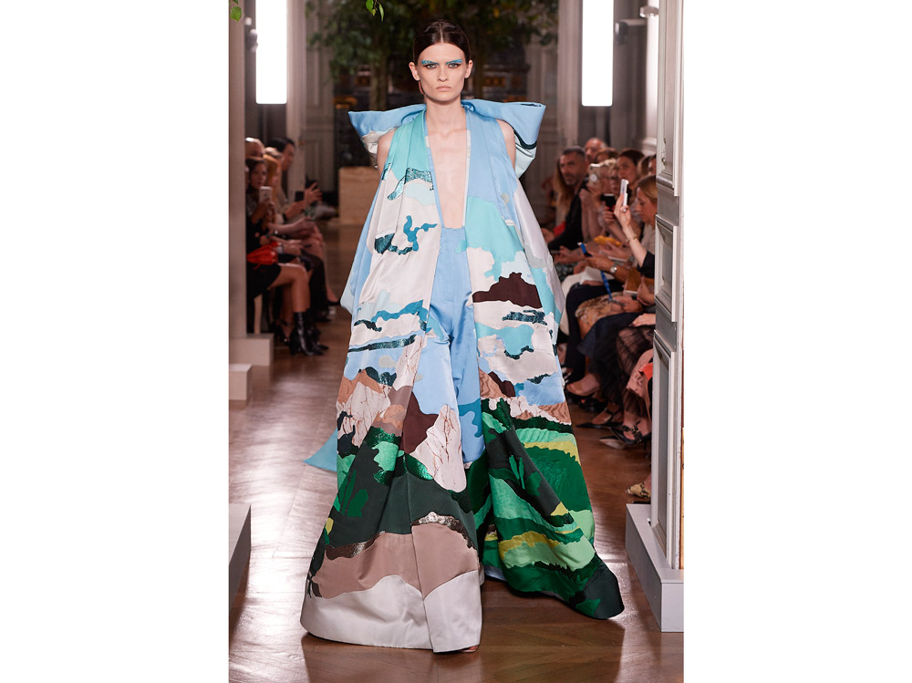 006_Valentino_HC_FW_19_20_MAX_2301