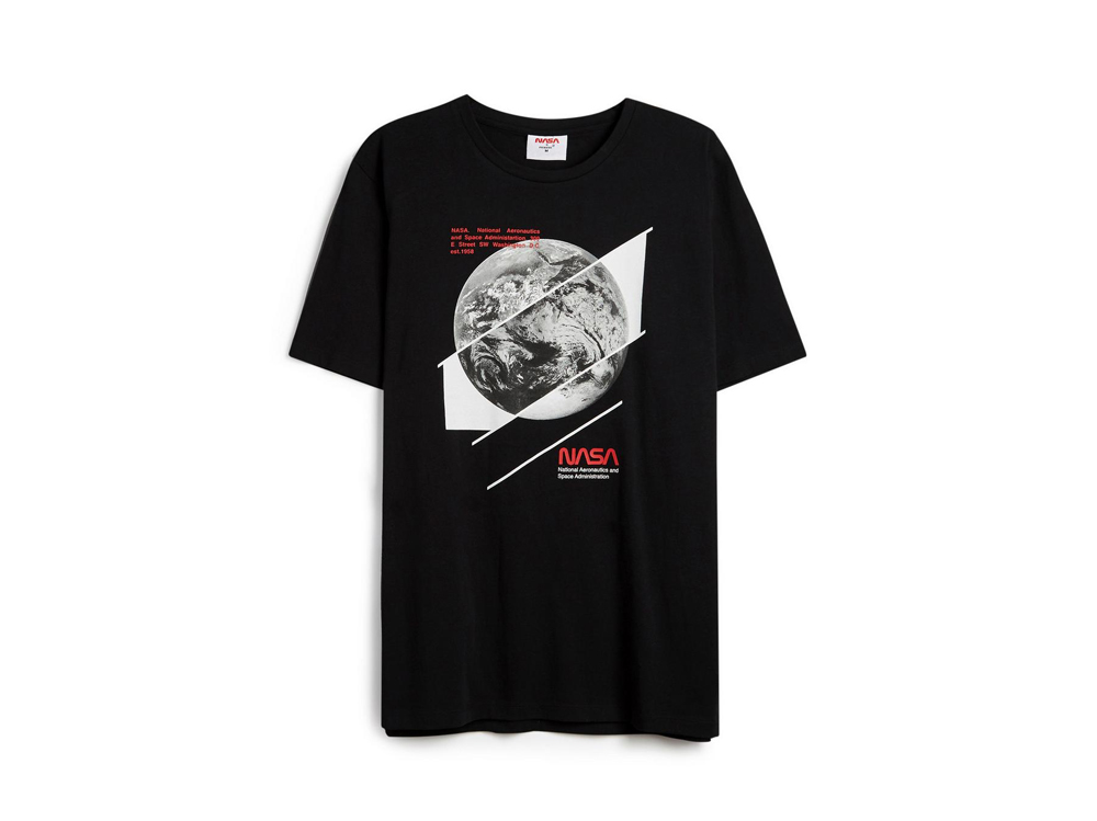Primark–NASA-Moon-T-Shirt-€11-(1)