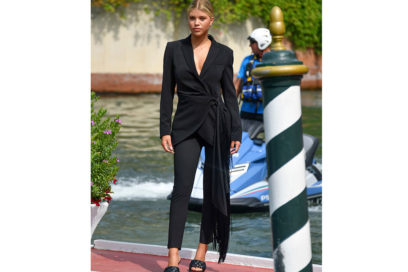 SOFIA-RICHIE-in-PLEASEDONTBUY-arrivo