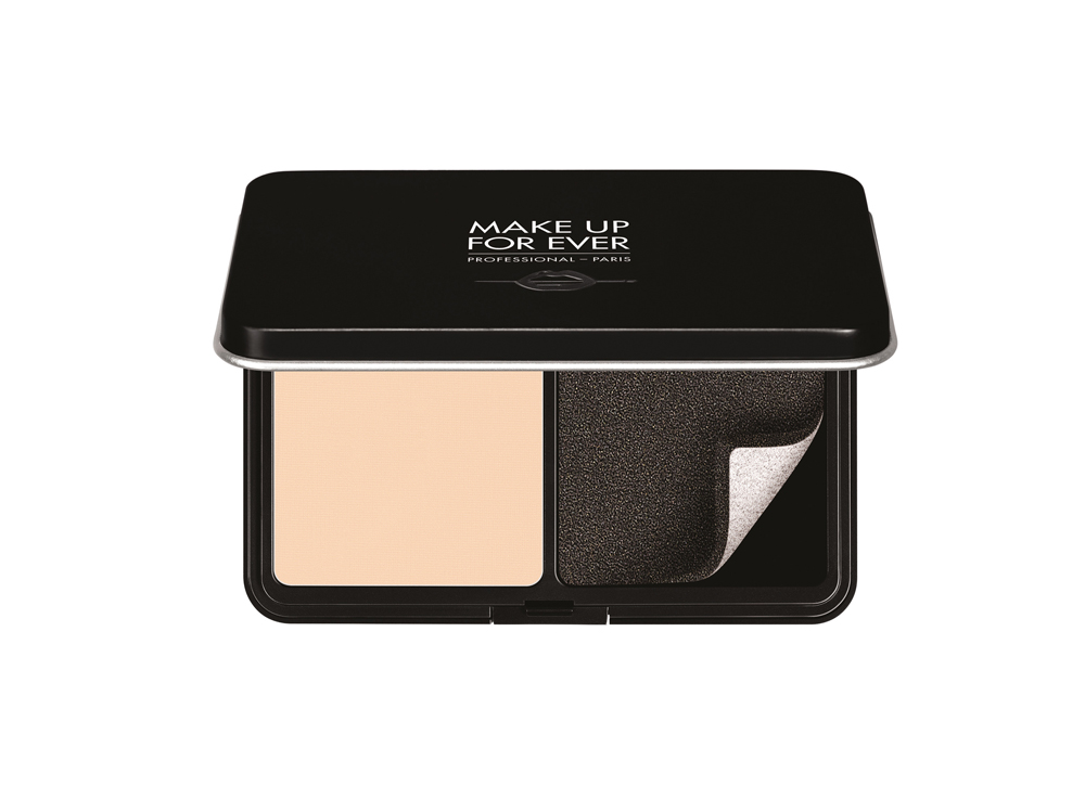 f2c7a8_BACKSTAGEBOX_packshot_mattevelvetskincompact_open_r210_0
