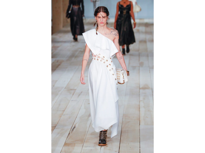 Bianco_Alexander-McQueen_ful_W_S20_PA_069_3243545