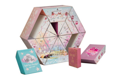 ESSENCE-LOW-COST-calendario-dell’avvento-beauty-make-up-trucchi-creme-profumi-natale-2019