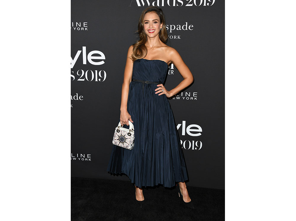 Jessica-Alba-in-Dior-instyle-awards-2019-getty