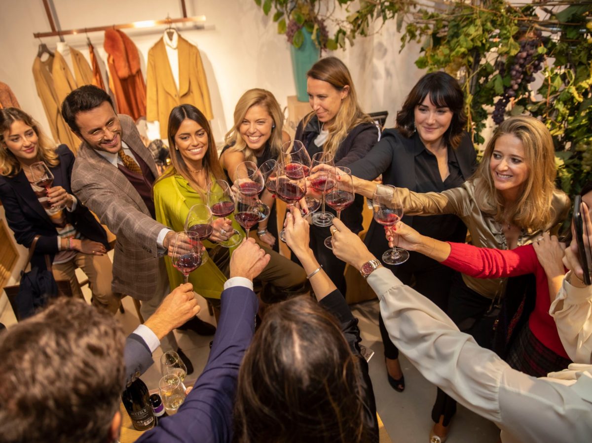 Milano wine week vini Pasqua boutique Falconeri evento La Vendemmia di Montenapoleone Milano 8
