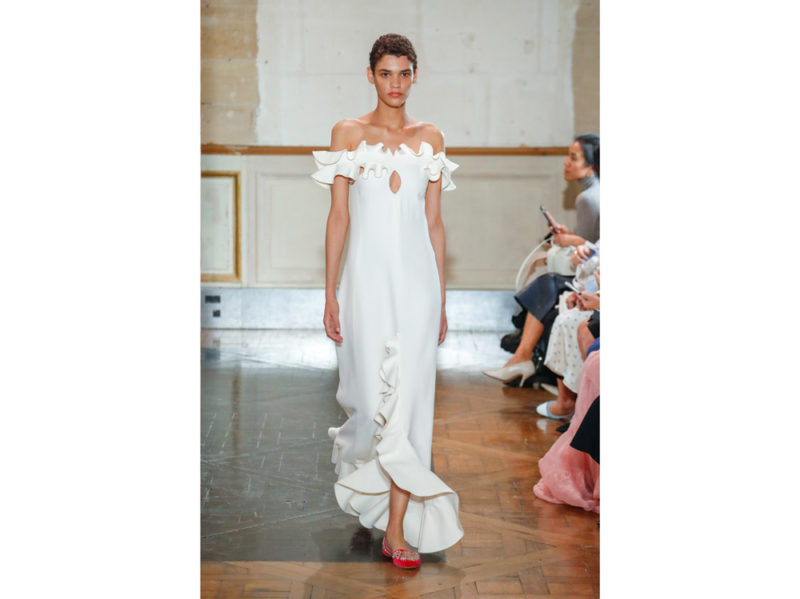 Spalle-scoperte_Giambattista-Valli_ful_W_S20_PA_069_3243468