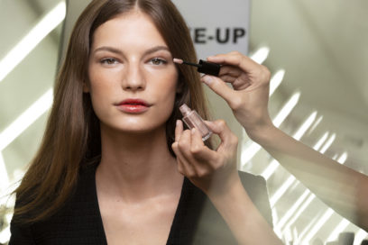 chanel-make-up-beauty-look-sfilata-primavera-estate-2020-12