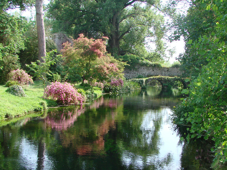 giardino di ninfa aperture ottobre