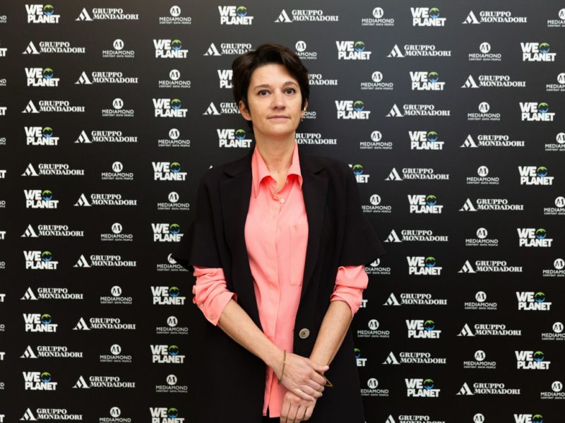 weplanet milano 2020 globi di artista installazione 1