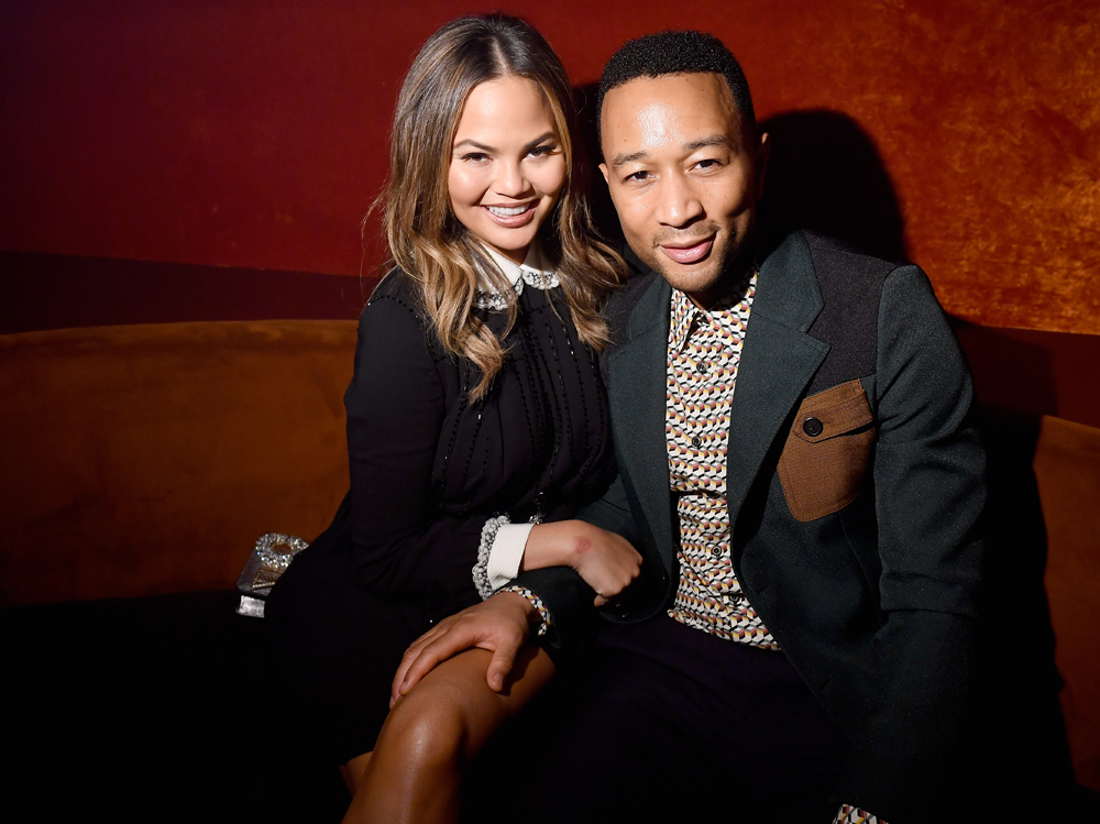 03-Chrissy-Teigen-John-Legend-g