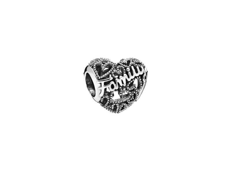 09_Charm_Pandora