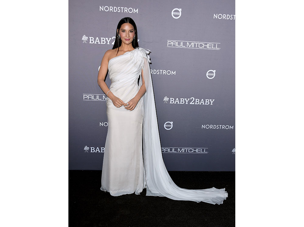 Olivia-Munn-in-Yanina-Couture-ai-2019-baby2baby-gala-getty