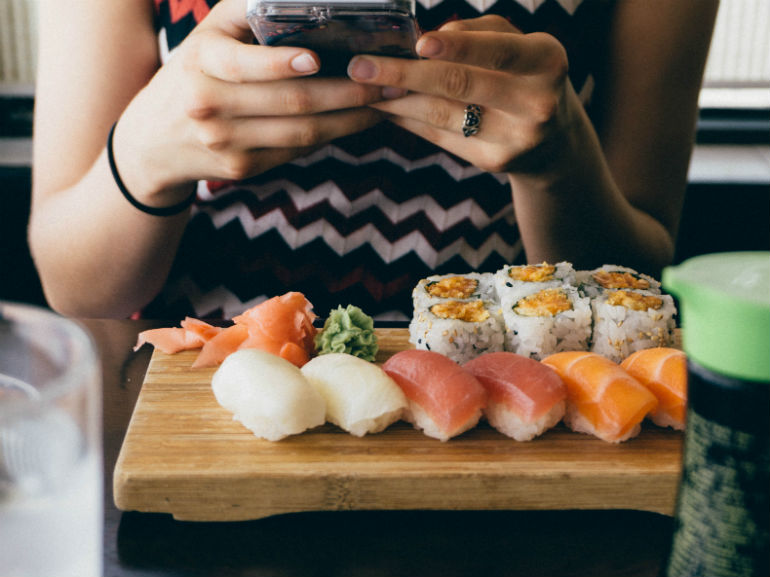 smartphone cibo sushi ( mobile)