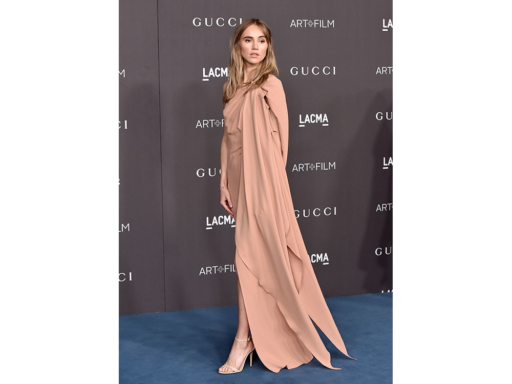 suki-waterhouse-LACMA-Art-+-Film-Gala–getty