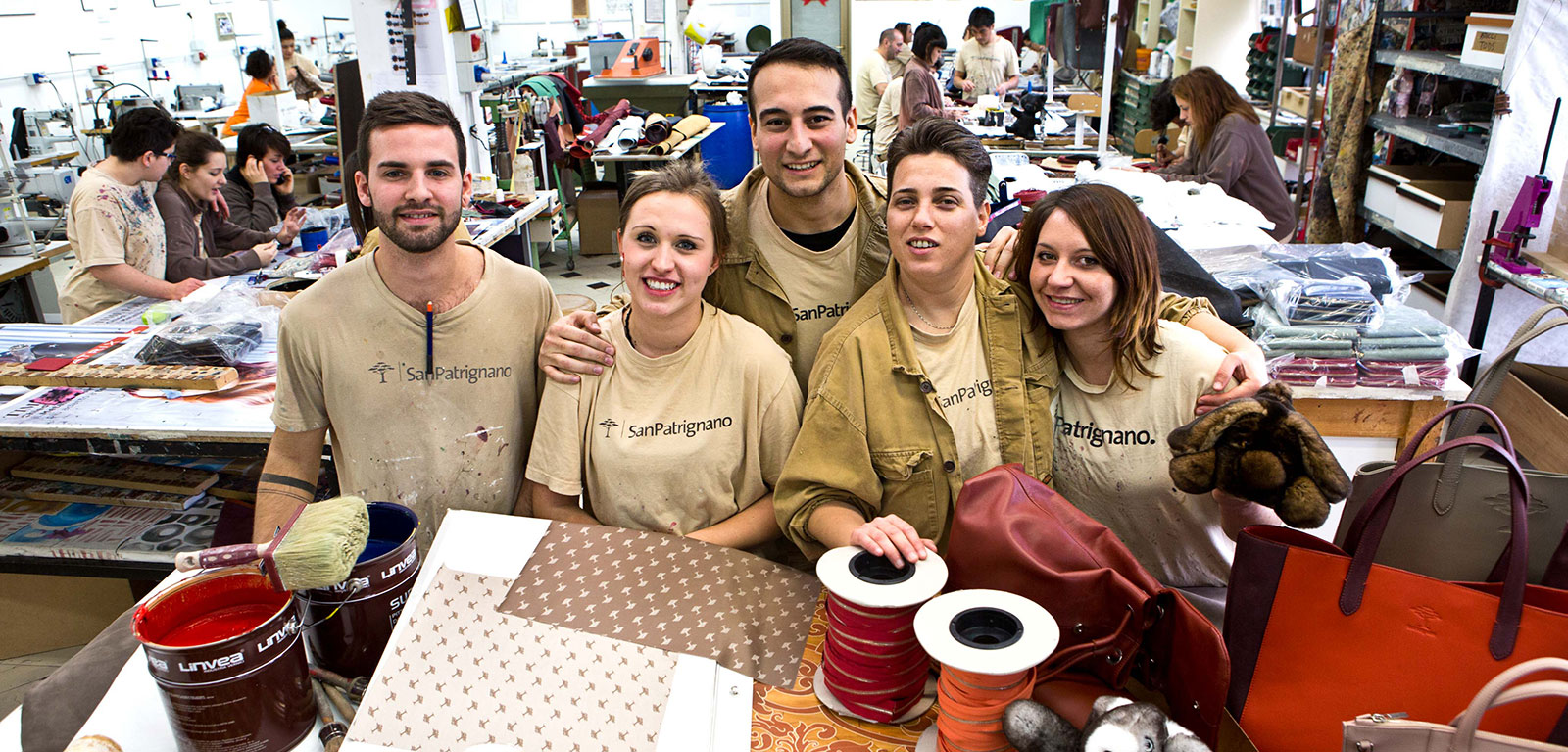 tods-San-Patrignano-DESK