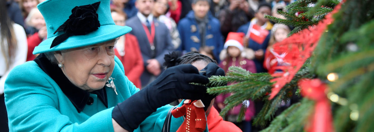 visore-tradizioni-natalizie-royal-familyDESK