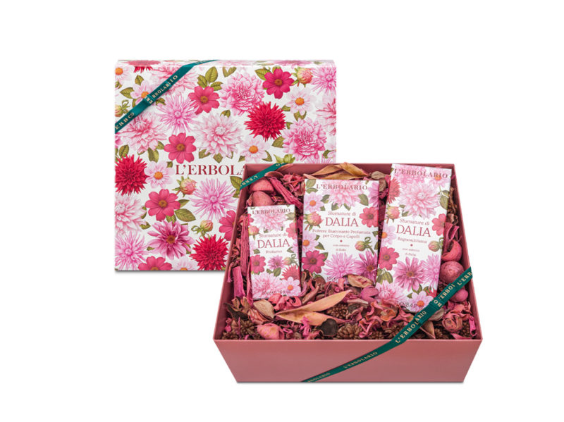 Regali Di Natale Dell Ultimo Minuto.Regali Di Natale Dell Ultimo Minuto Le Idee Beauty E Make Up Per Andare A Colpo Sicuro Grazia It