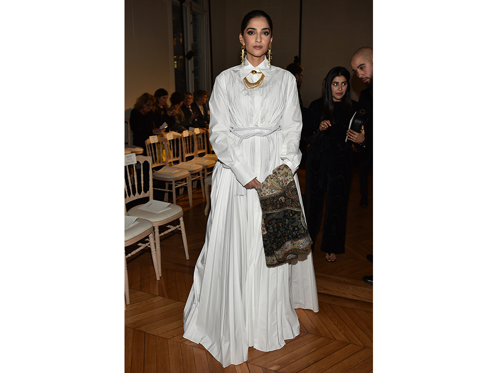 Sonam-Kapoor—January-22nd-2020—Paris