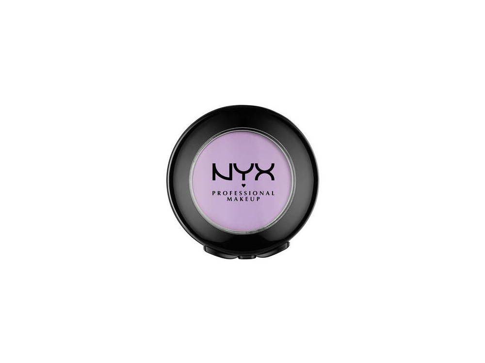 baribe-ferreira-copia-il-make-up-con-occhi-glitter-e-labbra-nude-9