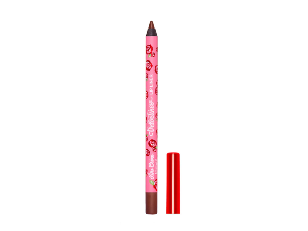 dua-lipa-copia-il-look-labbra-nude-e-occhi-shiny-make-up-04