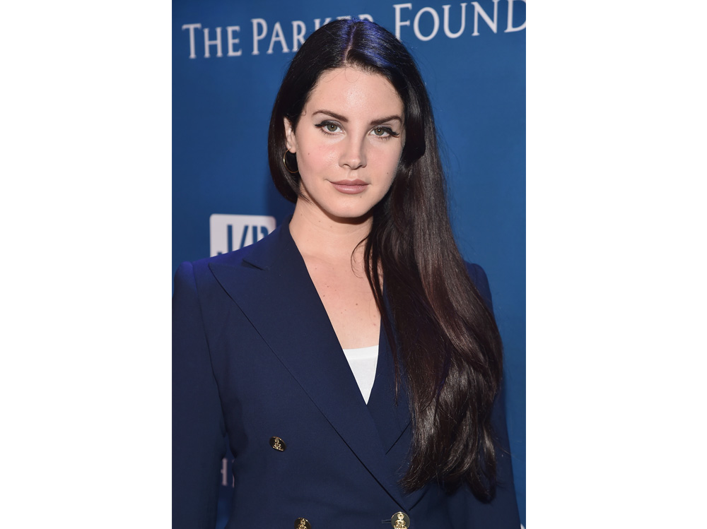 lana-del-rey-beauty-look-capelli-02