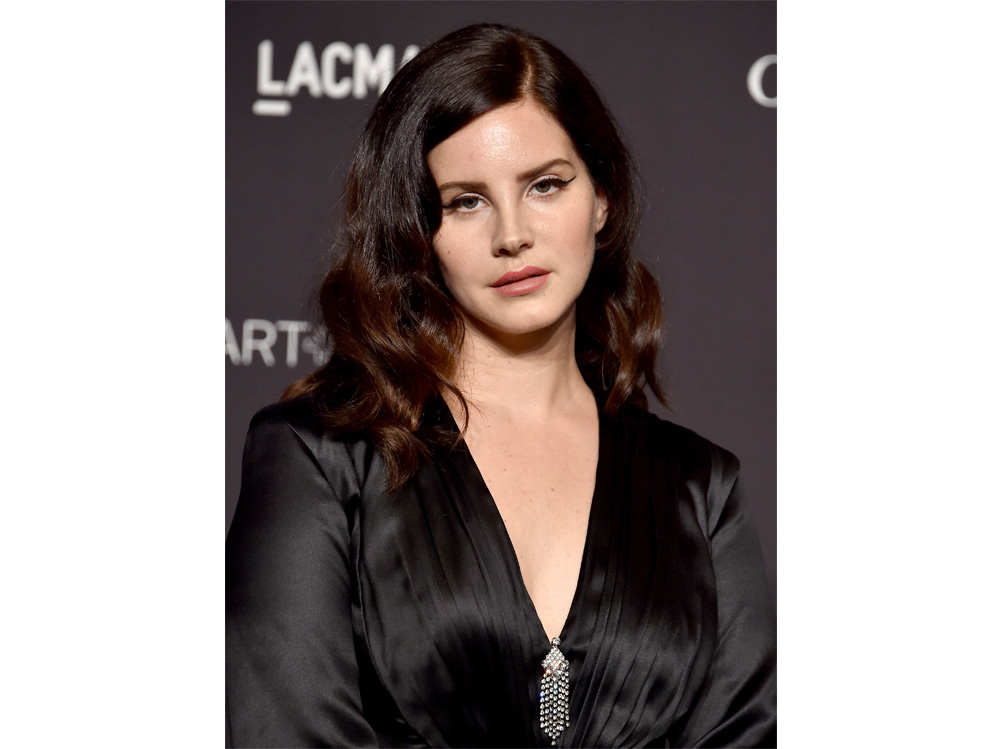 lana-del-rey-beauty-look-capelli-08
