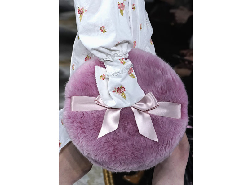 moschino-aw-2020-5