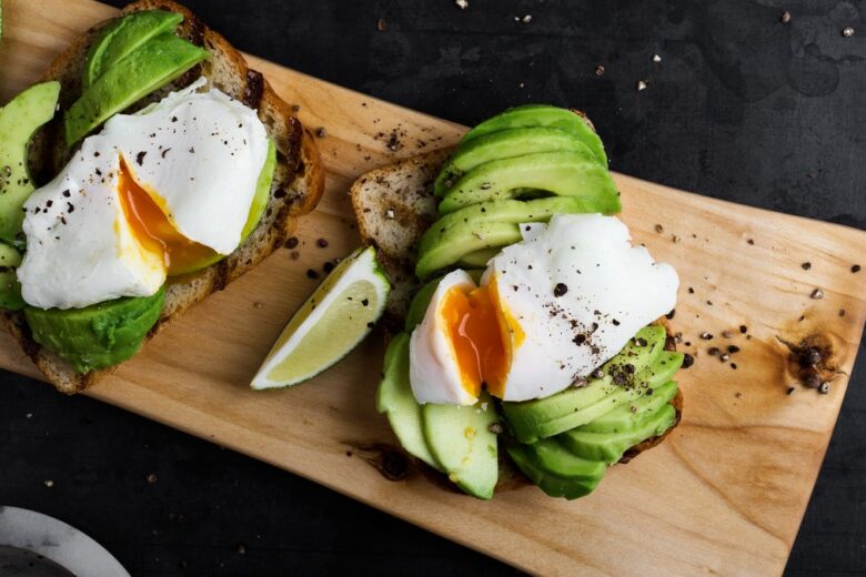 5 alimenti da aggiungere alla vostra colazione per fare il pieno di proteine (ed energia)