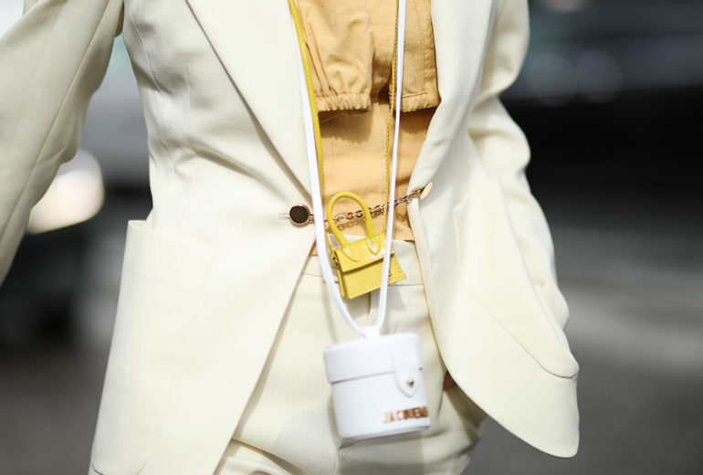 Piccoli e stravanganti: 7 “micro” accessori che sono già un cult