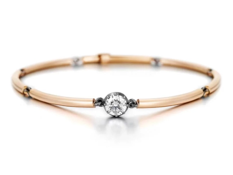 meghan markle bracciale