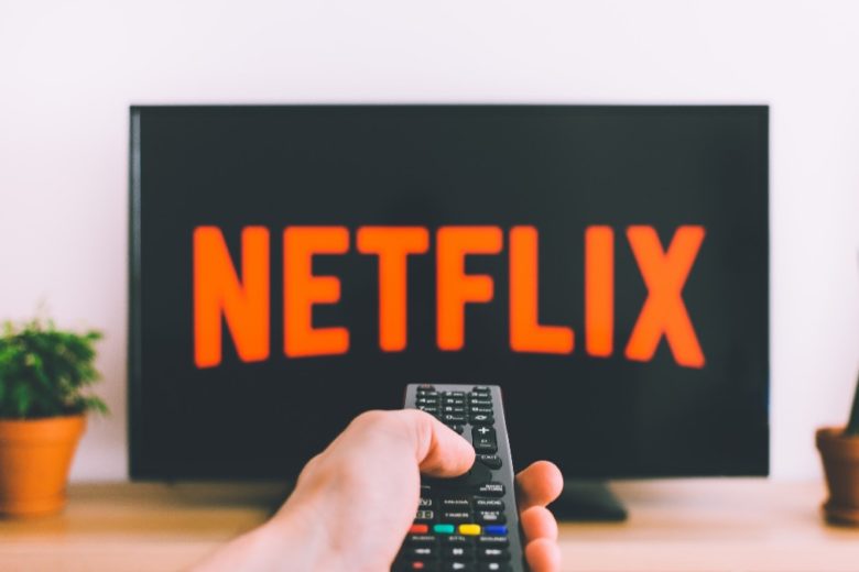 Netflix cerca un’assistente di volo per jet privato (e paga 355 mila euro)