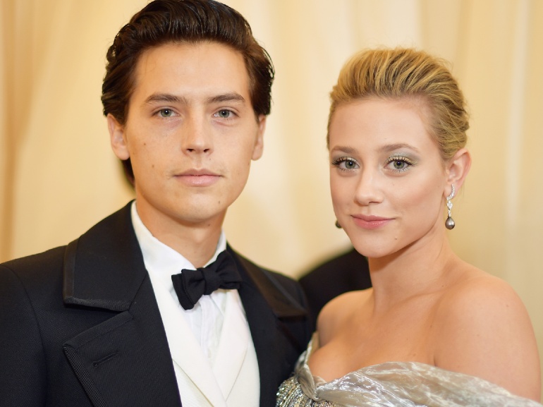 Cole Sprouse e Lili Reinhart