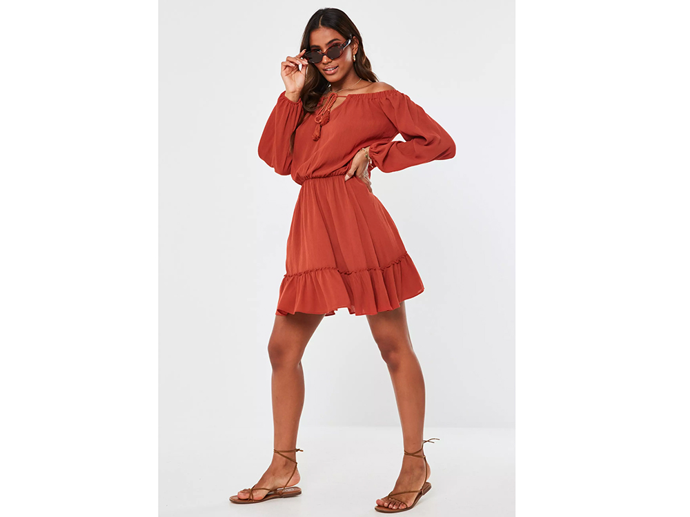 Mela_Abito-morbido-corto_Miss-Guided