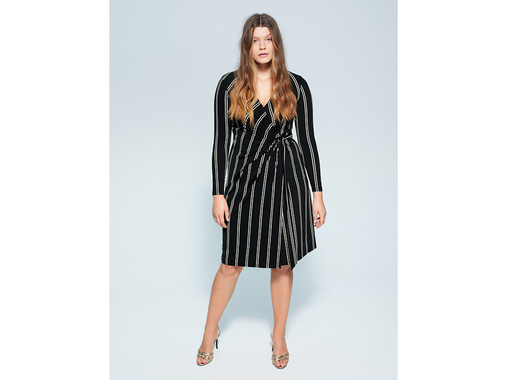 Ovale_Wrap-dress-righe-verticali_Violeta-by-Mango