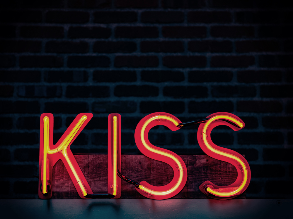 02-kiss