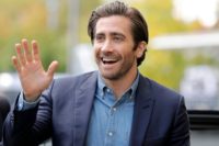 Jake Gyllenhaal mette in pausa la carriera: vuole diventare papà